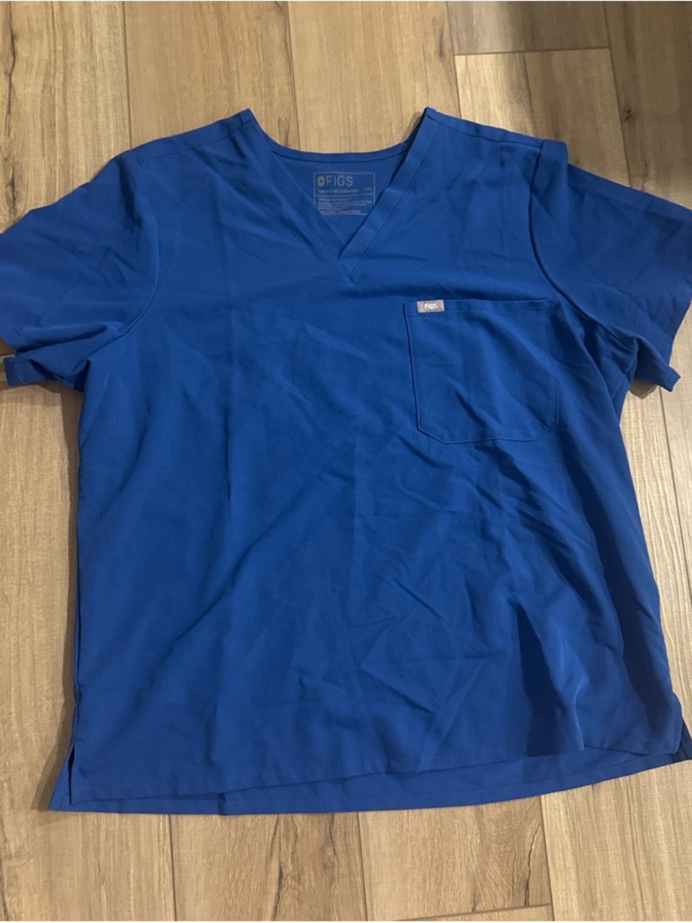 Figs Men's V-Neck Top - Royal Blue
